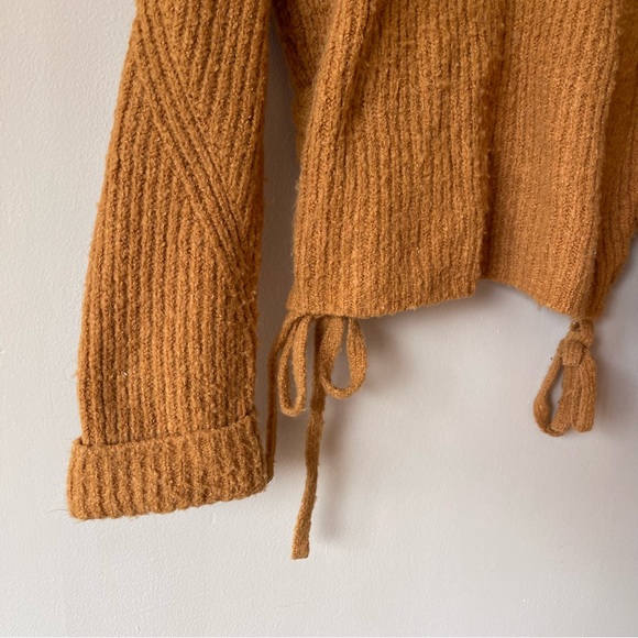 Mustard Yellow Chunky Sweater - Picture 2 of 6